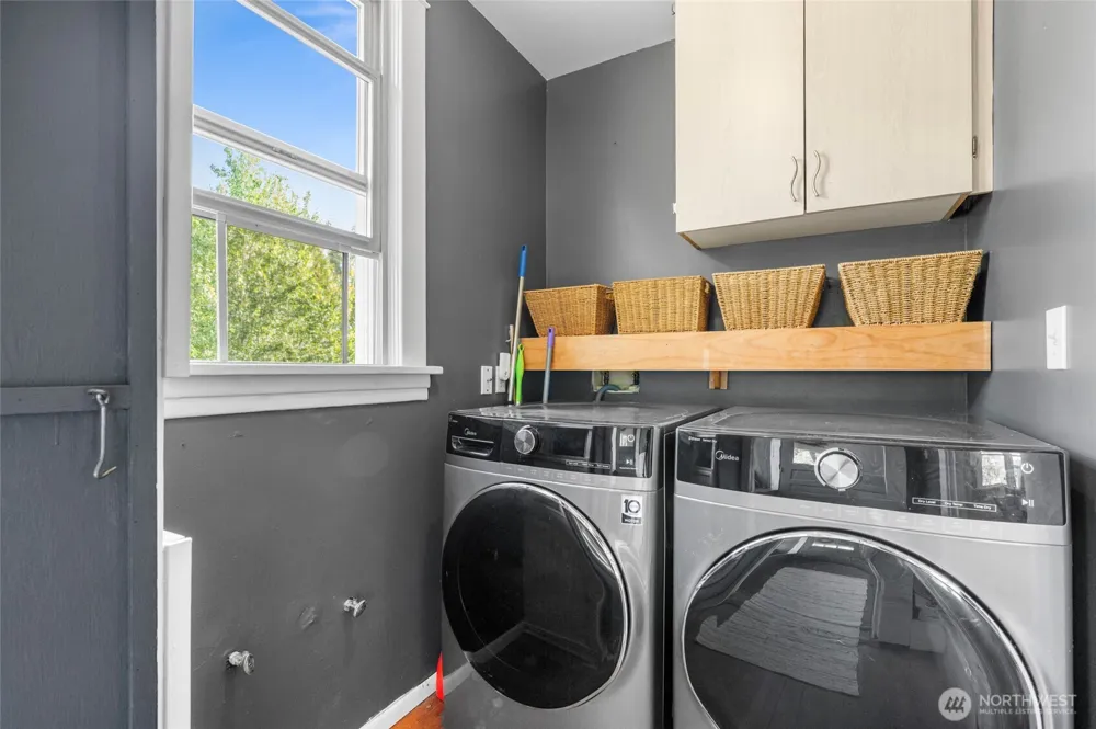21895 Cedardale Road Mount Vernon, WA 98274