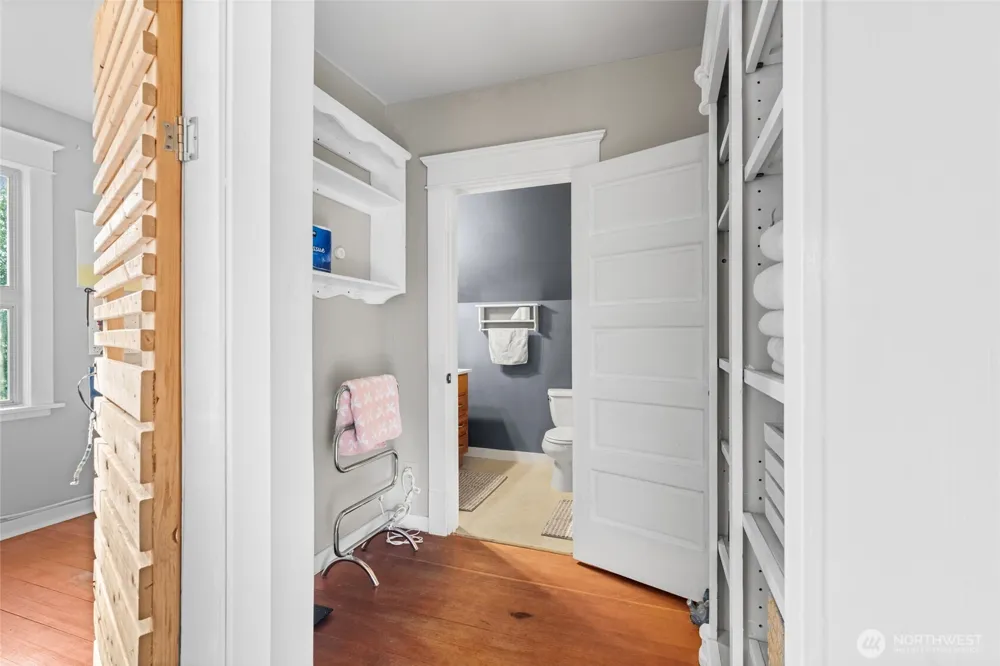 21895 Cedardale Road Mount Vernon, WA 98274