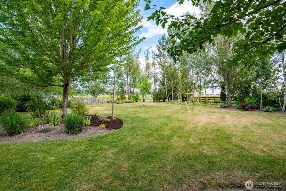 21895 Cedardale Road Mount Vernon, WA 98274