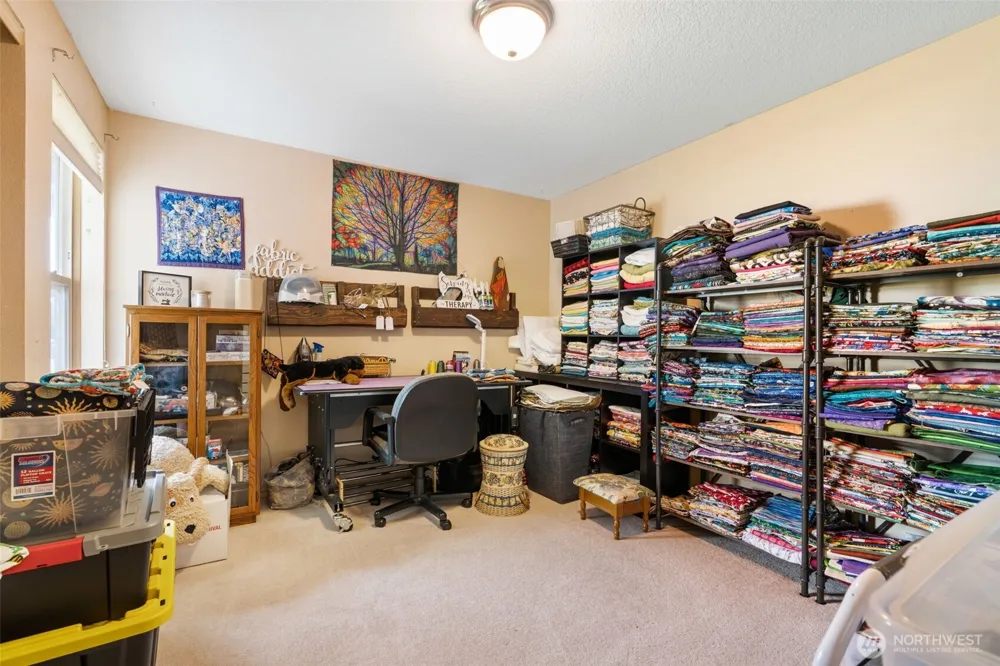 142 Charles Street Longview, WA 98632