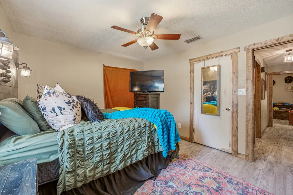 352 Seaberry Loop Graham, TX 76450