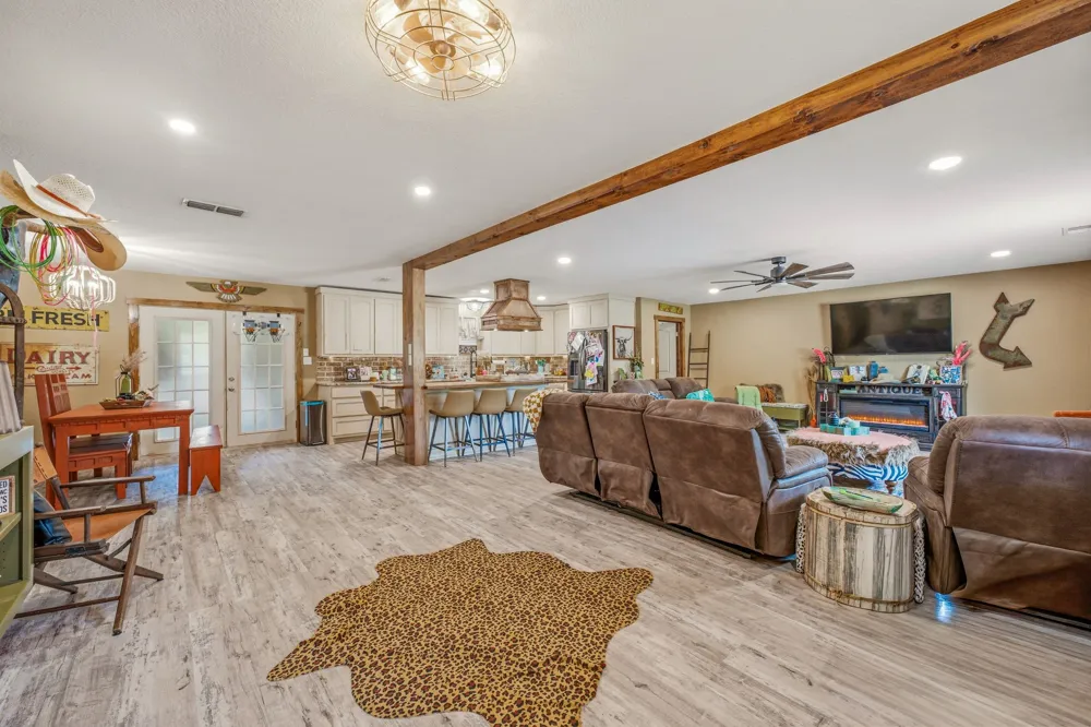 352 Seaberry Loop Graham, TX 76450