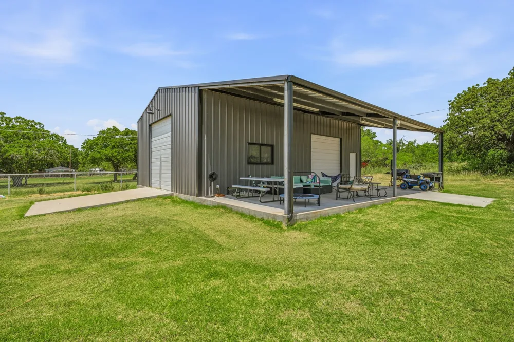 352 Seaberry Loop Graham, TX 76450