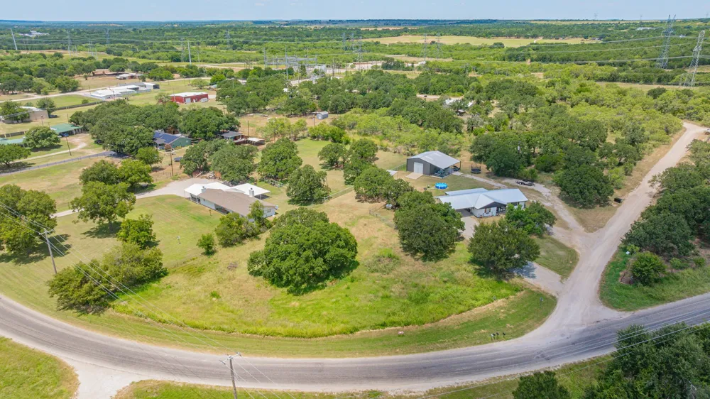 352 Seaberry Loop Graham, TX 76450