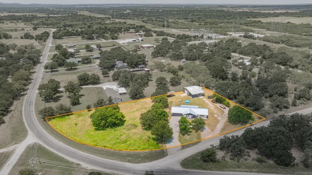 352 Seaberry Loop Graham, TX 76450