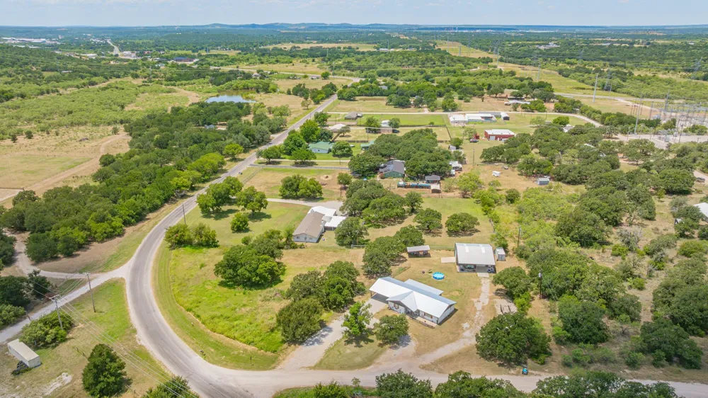 352 Seaberry Loop Graham, TX 76450