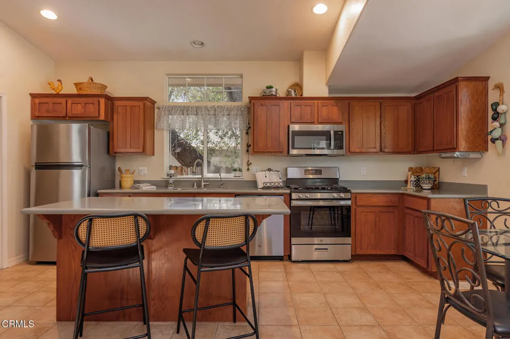 406 E Aliso Street Ojai, CA 93023