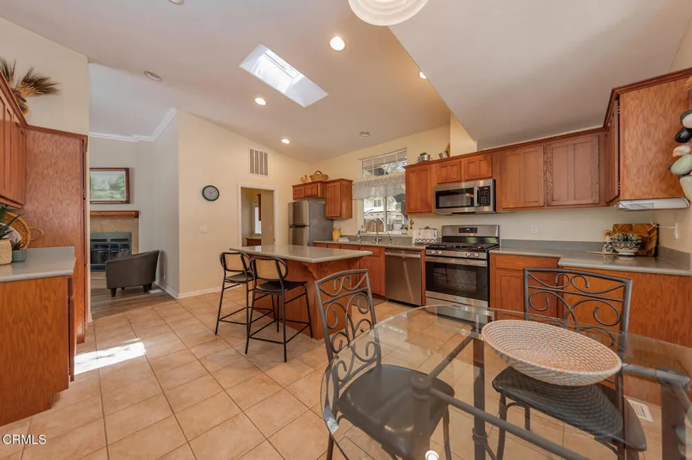 406 E Aliso Street Ojai, CA 93023