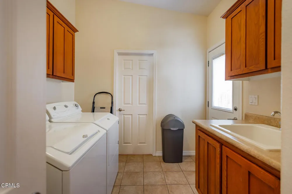 406 E Aliso Street Ojai, CA 93023