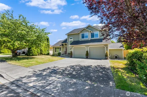 2100 Fowler Place