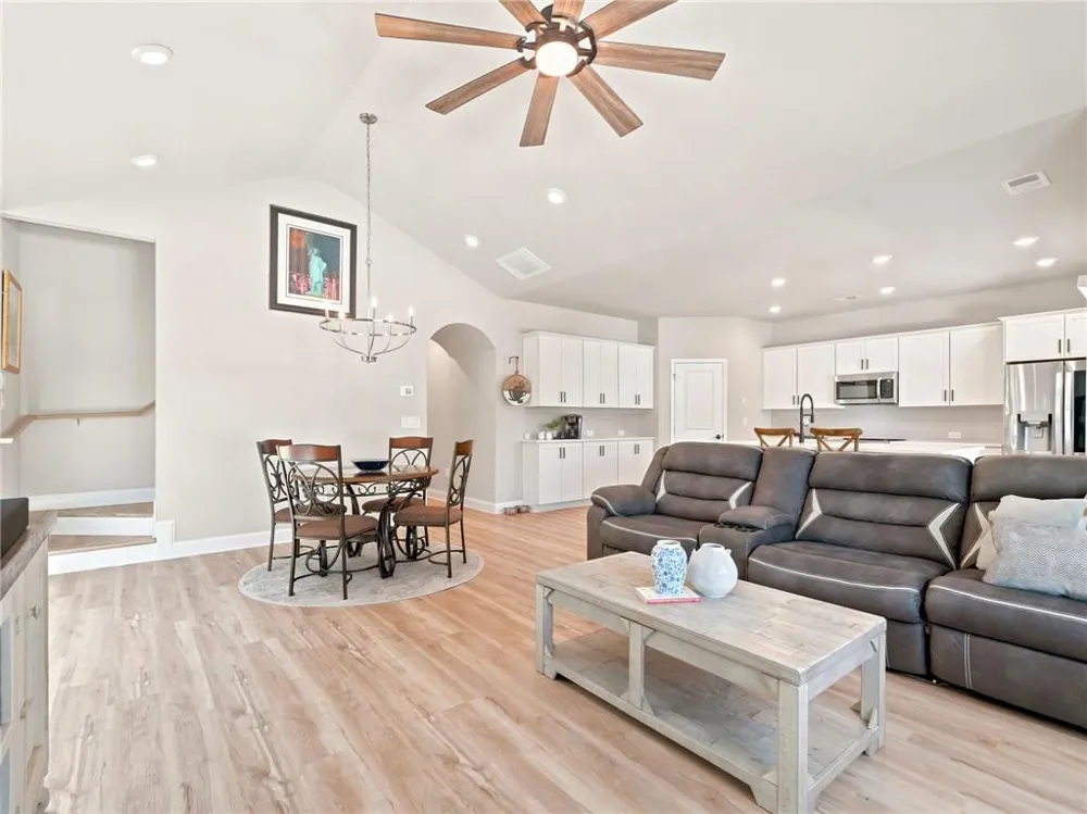 107 Red Cloud Walk Waleska, GA 30183