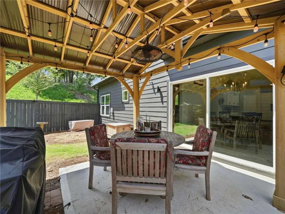 107 Red Cloud Walk Waleska, GA 30183