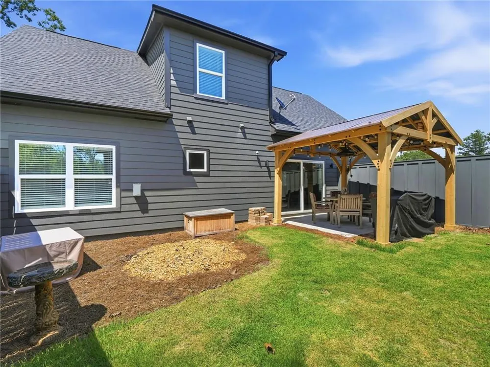 107 Red Cloud Walk Waleska, GA 30183