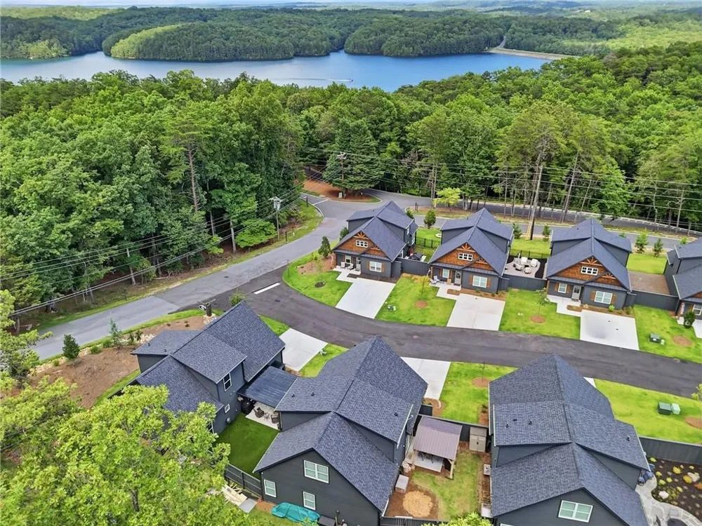 107 Red Cloud Walk Waleska, GA 30183