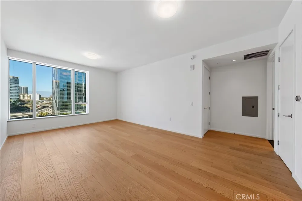 889 Francisco St #1210 Los Angeles, CA 90017