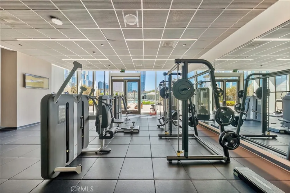 889 Francisco St #1210 Los Angeles, CA 90017