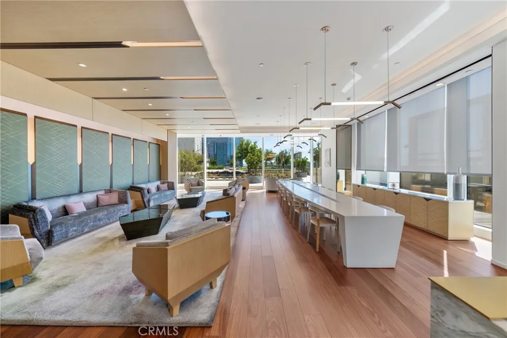 889 Francisco St #1210 Los Angeles, CA 90017