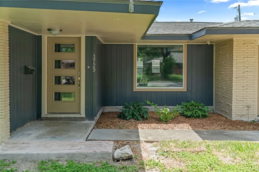 3729 Pope Drive Corpus Christi, TX 78411
