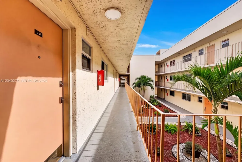 10300 Coral Way #C25 Miami, FL 33165