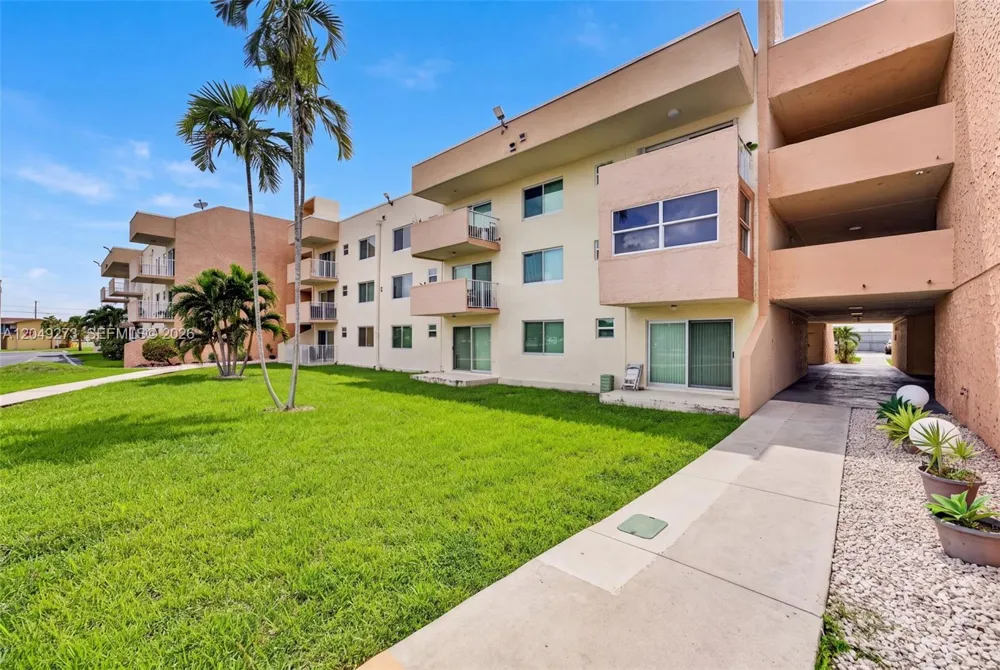 10300 Coral Way #C25 Miami, FL 33165