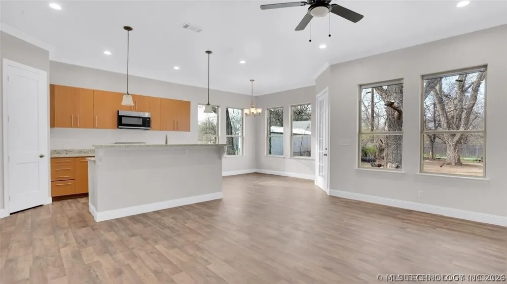 429 SE 3 AVENUE Ardmore, OK 73401