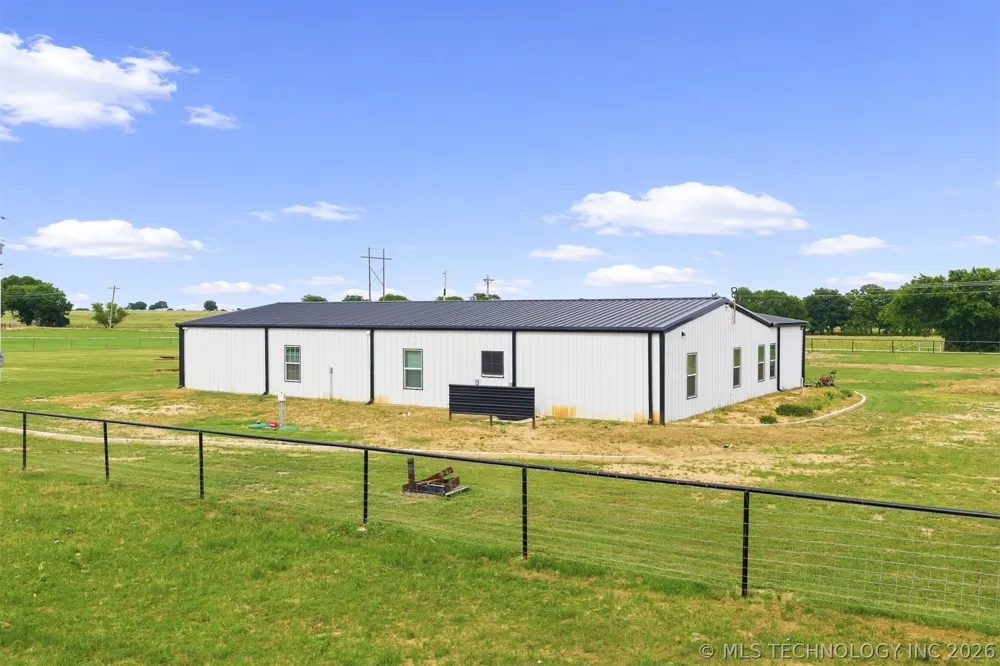 8608 Ward Ranch Marietta, OK 73448