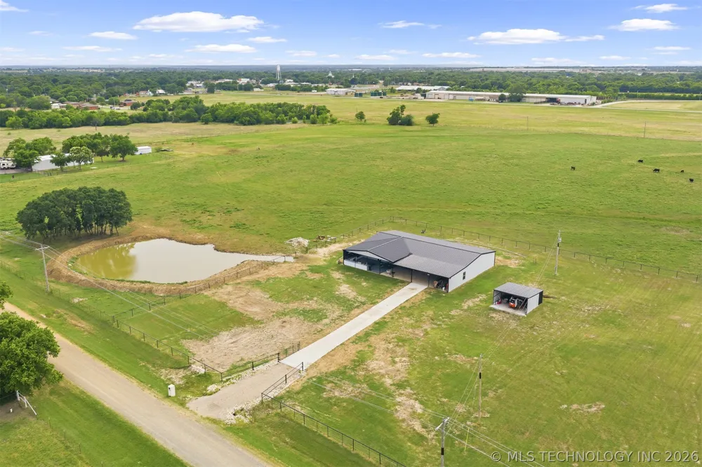 8608 Ward Ranch Marietta, OK 73448