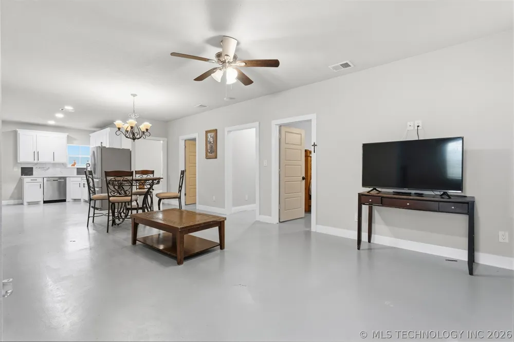 8608 Ward Ranch Marietta, OK 73448