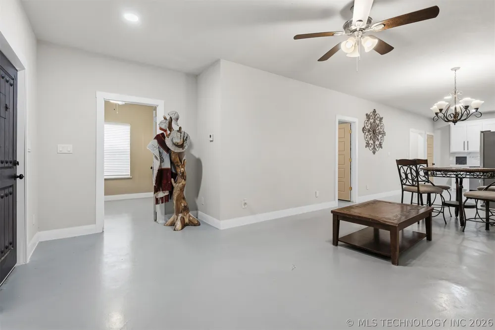 8608 Ward Ranch Marietta, OK 73448