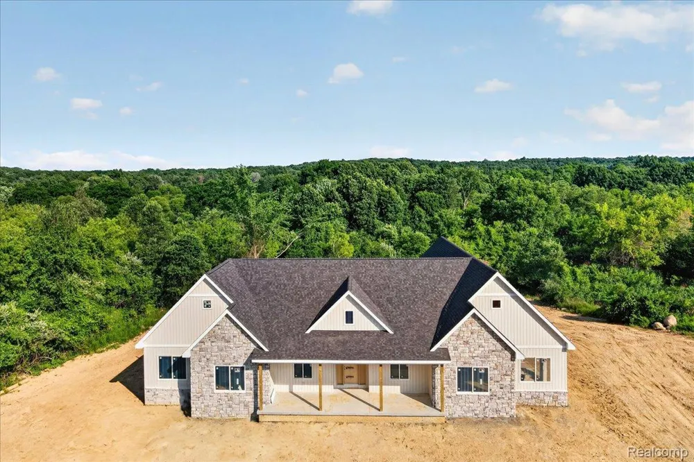 5000 Metamora Ridge Metamora Township, MI 48455