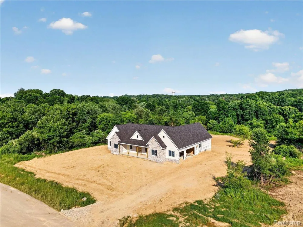 5000 Metamora Ridge Metamora Township, MI 48455