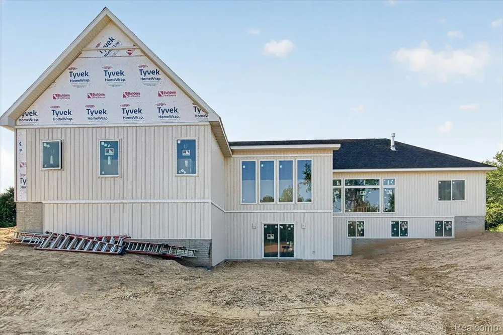 5000 Metamora Ridge Metamora Township, MI 48455