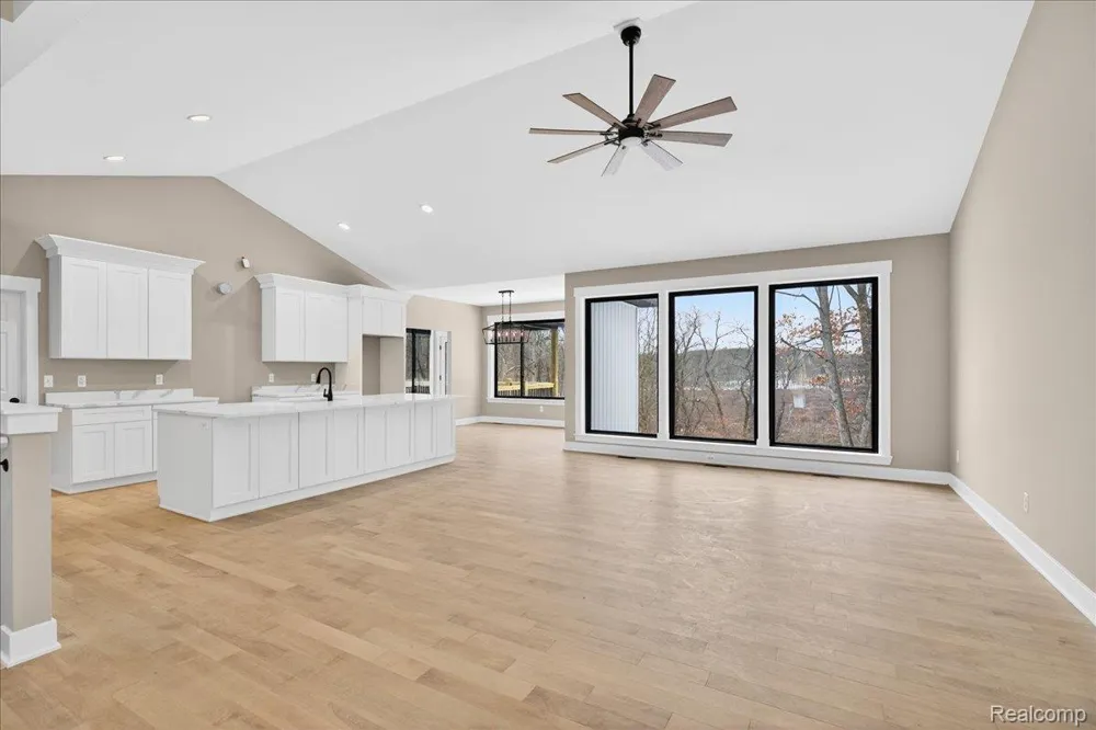5000 Metamora Ridge Metamora Township, MI 48455