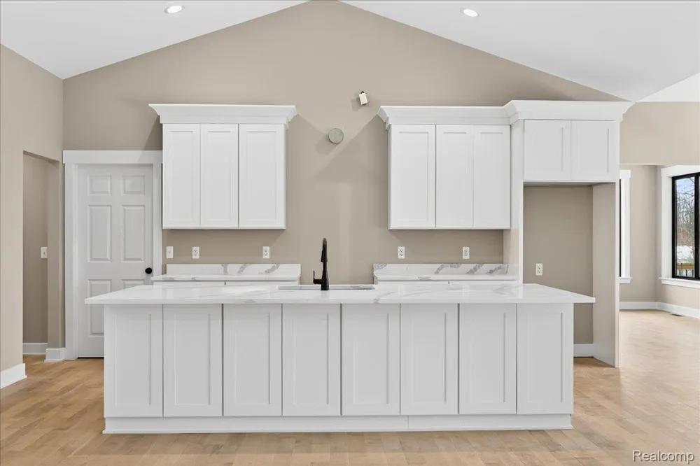 5000 Metamora Ridge Metamora Township, MI 48455