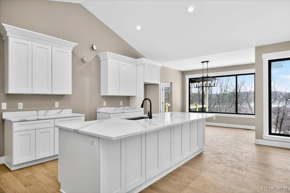 5000 Metamora Ridge Metamora Township, MI 48455