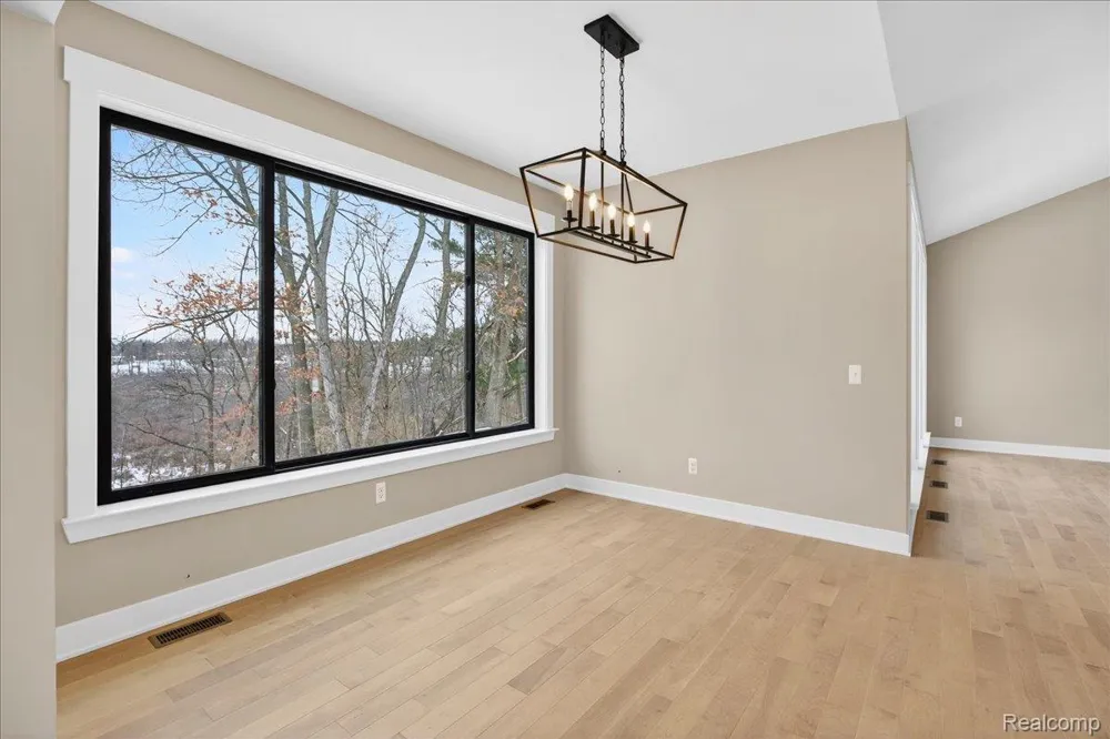 5000 Metamora Ridge Metamora Township, MI 48455