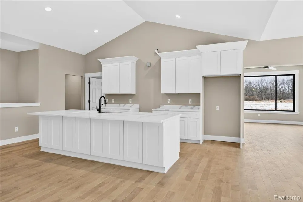 5000 Metamora Ridge Metamora Township, MI 48455