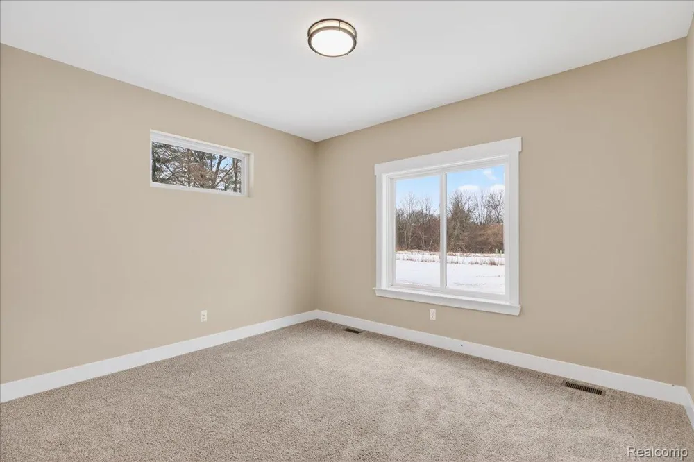 5000 Metamora Ridge Metamora Township, MI 48455