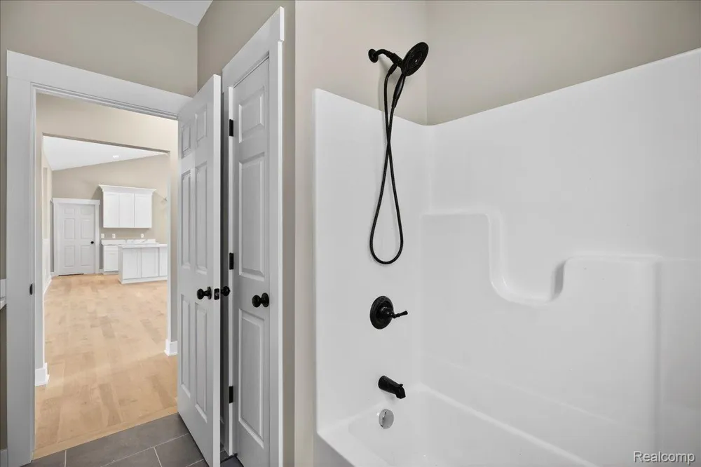 5000 Metamora Ridge Metamora Township, MI 48455