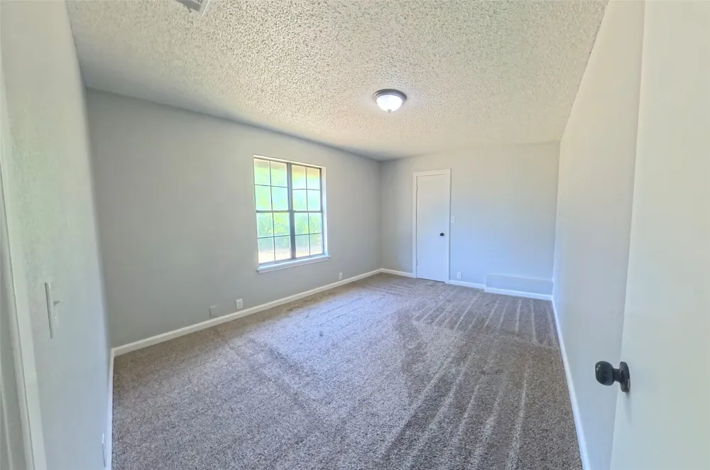 2913 County Road 920 Crowley, TX 76036
