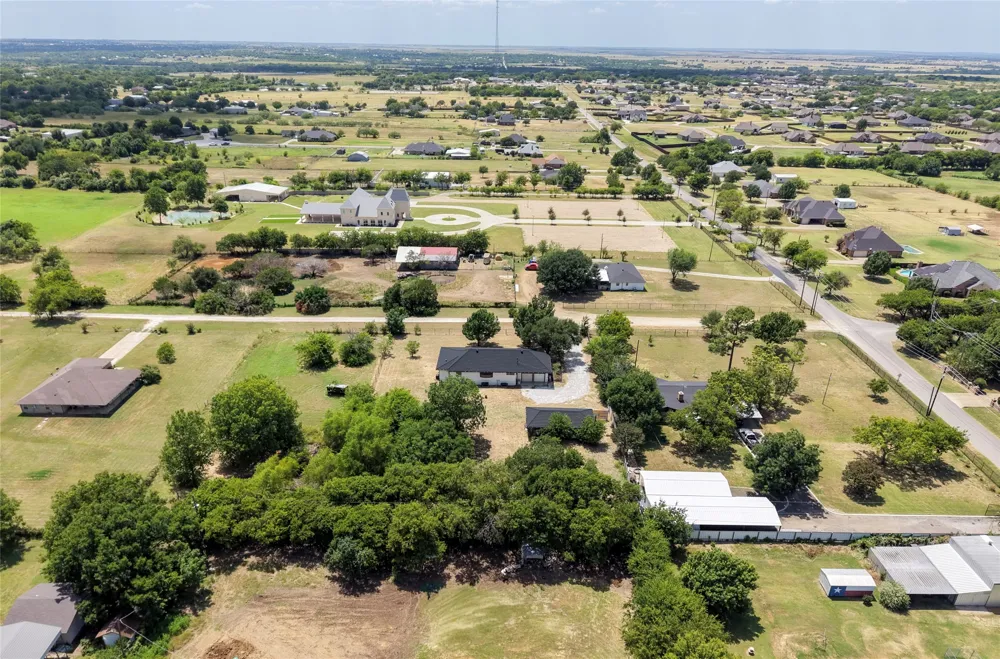 2913 County Road 920 Crowley, TX 76036