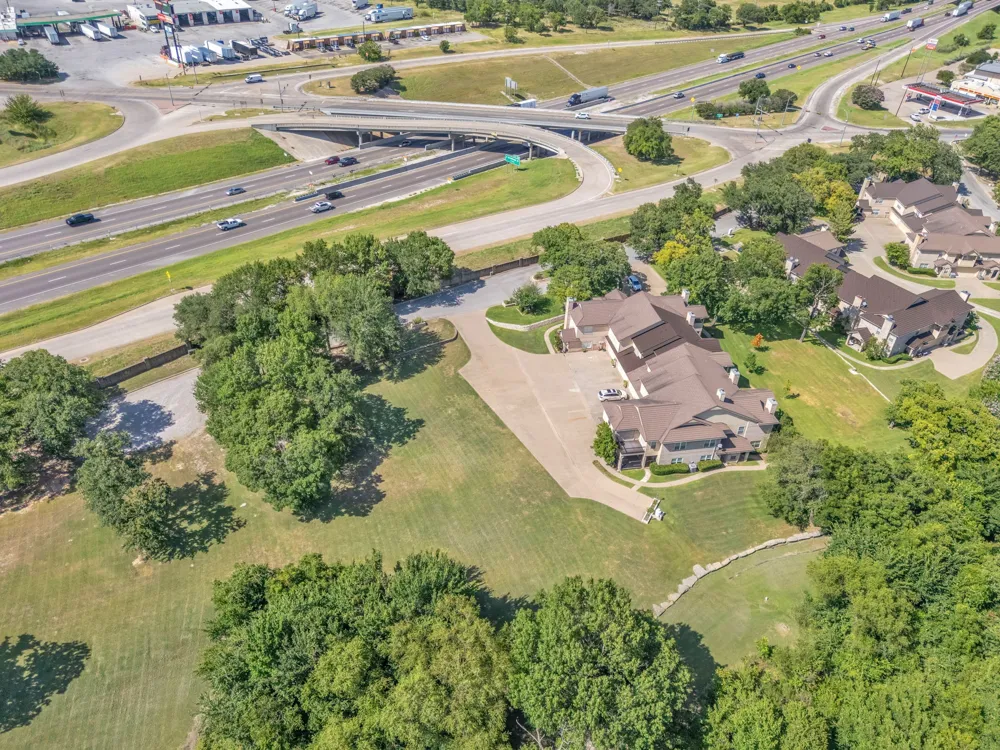 2144 Lakeforest Drive Weatherford, TX 76087