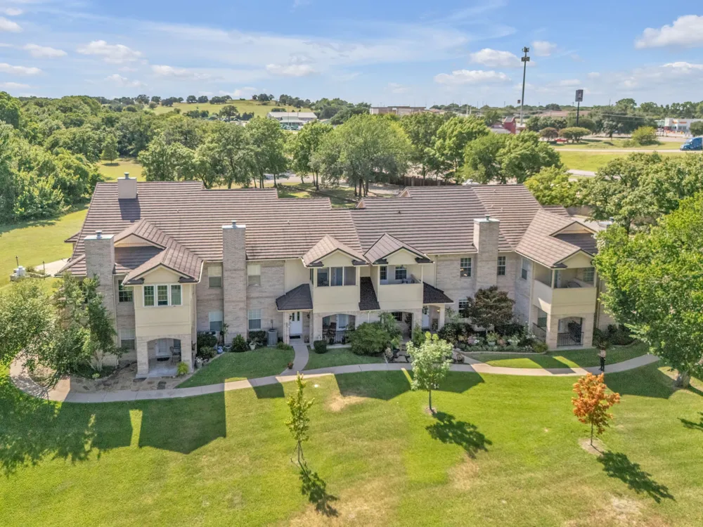 2144 Lakeforest Drive Weatherford, TX 76087