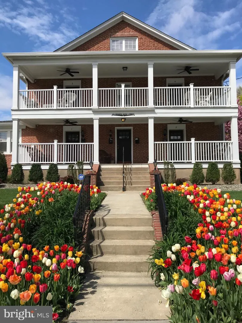 600 GROVE STREET #3 Haddonfield, NJ 08033