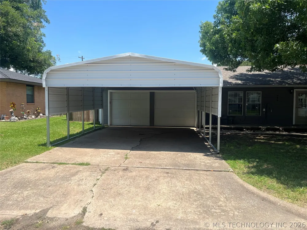 206 Sunset Madill, OK 73446