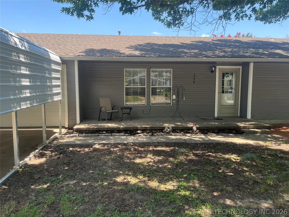 206 Sunset Madill, OK 73446