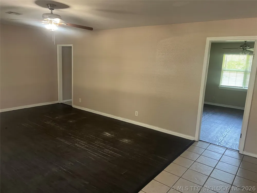 206 Sunset Madill, OK 73446