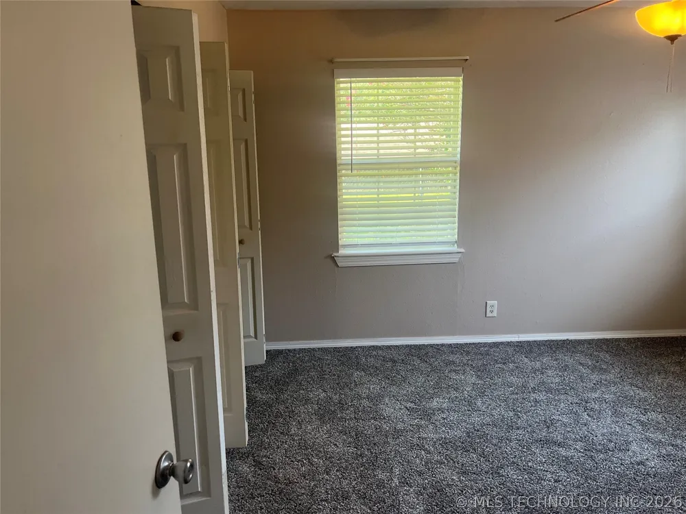 206 Sunset Madill, OK 73446