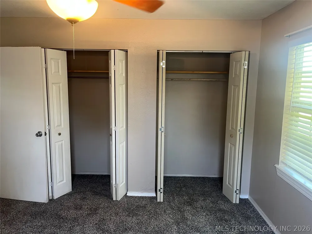 206 Sunset Madill, OK 73446