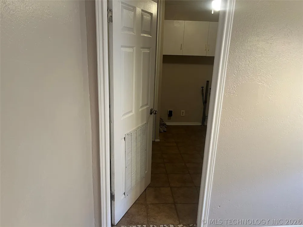 206 Sunset Madill, OK 73446